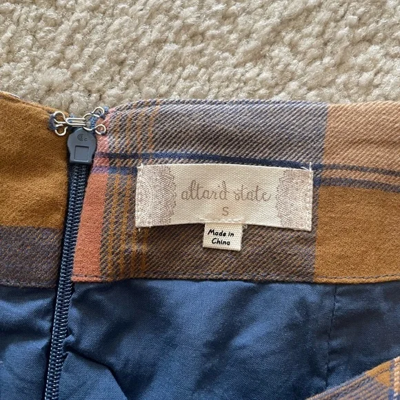 Alter’d State plaid mini skirt small - Picture 5 of 6